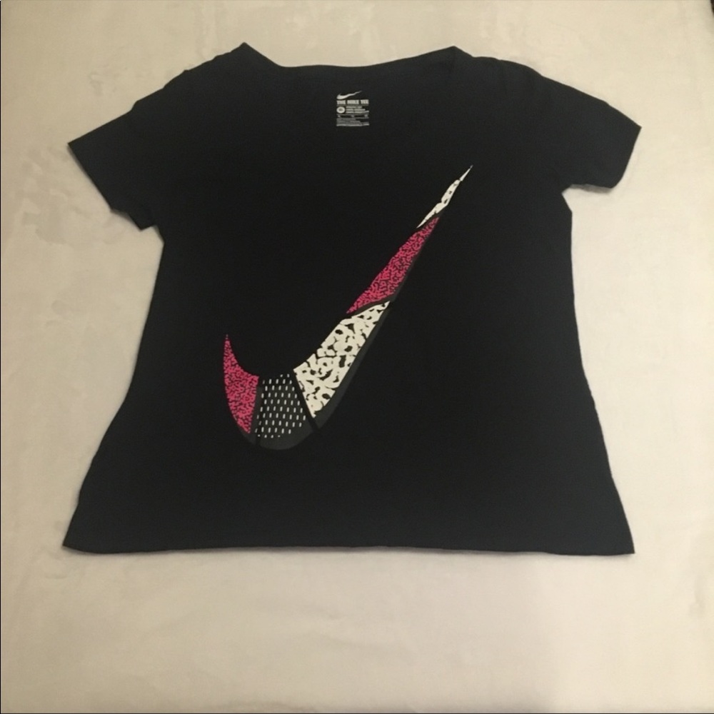 Nike leopard tee size xl women